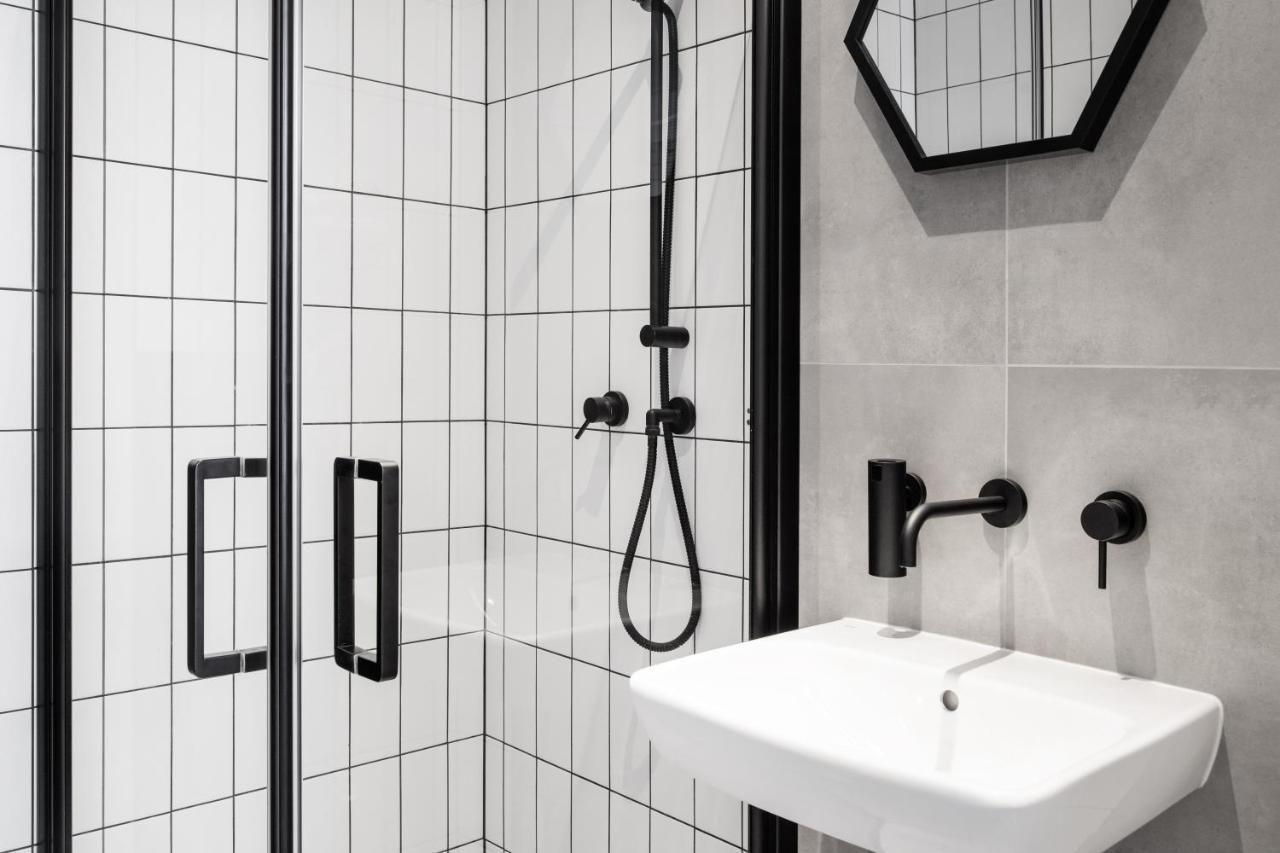 Househost Apartament: Ul. Miodowa 42/42A Краків Екстер'єр фото
